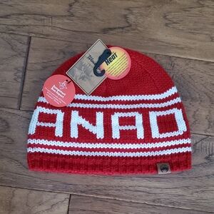 NWT Wind River Heritage Red Canada Winter Toque Hat Unisex